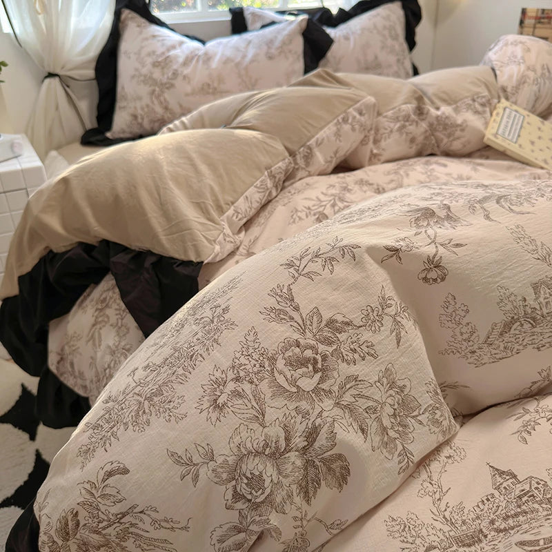 Skin-Friendly Bedding Set with Unique Durable Print