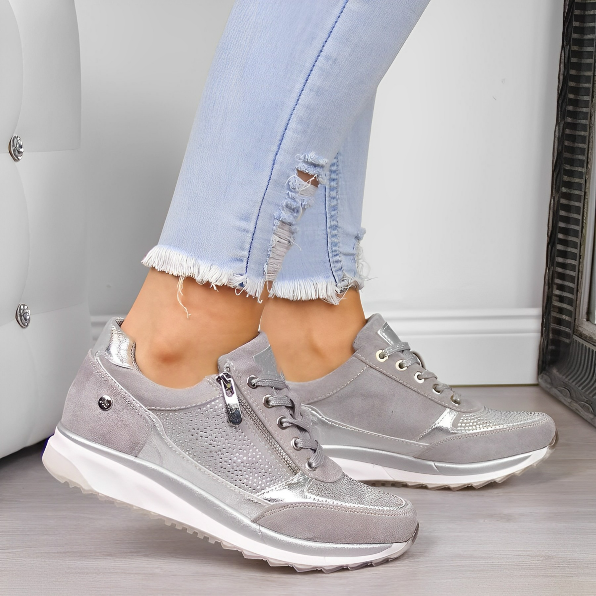Sneakers with Zipper