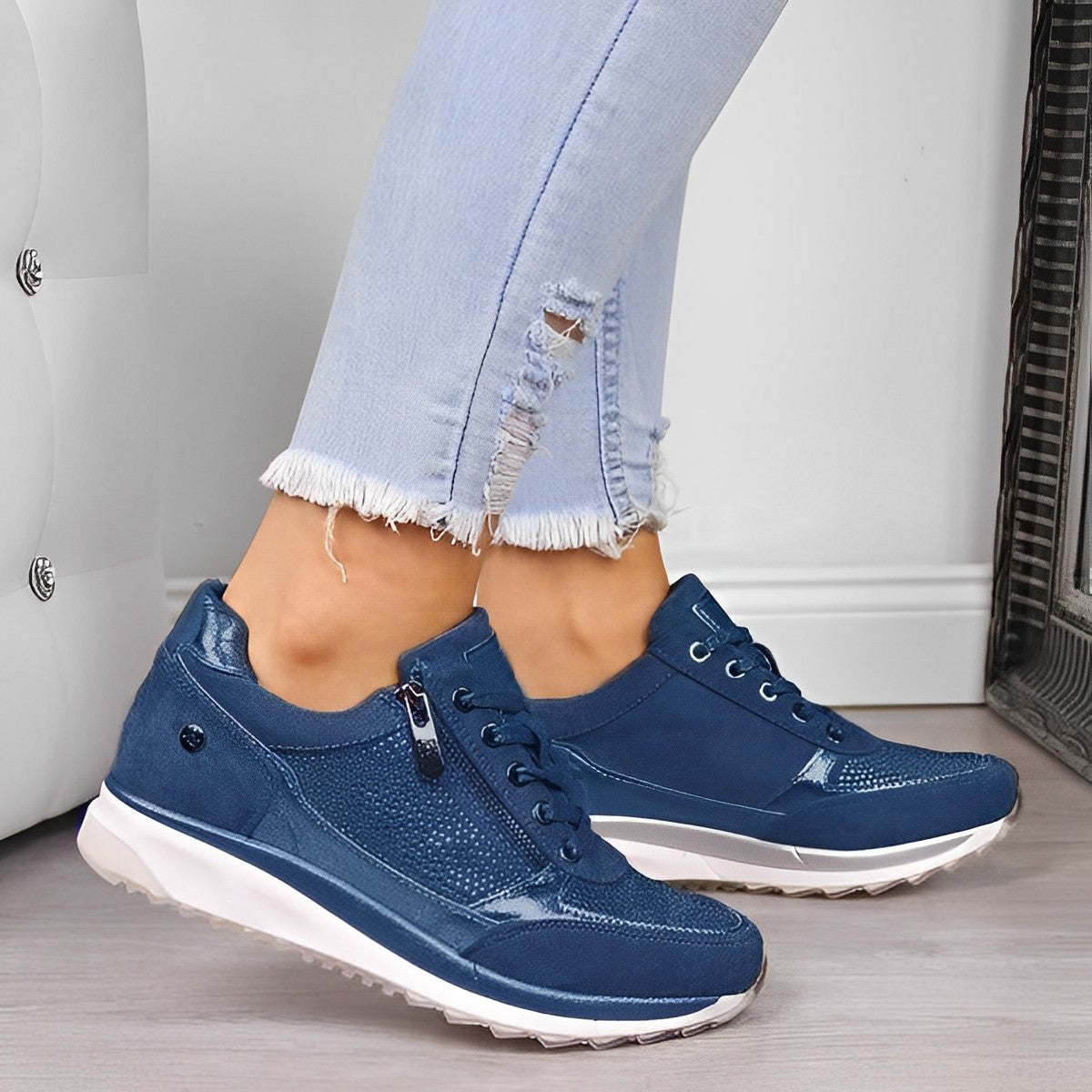 Sneakers with Zipper
