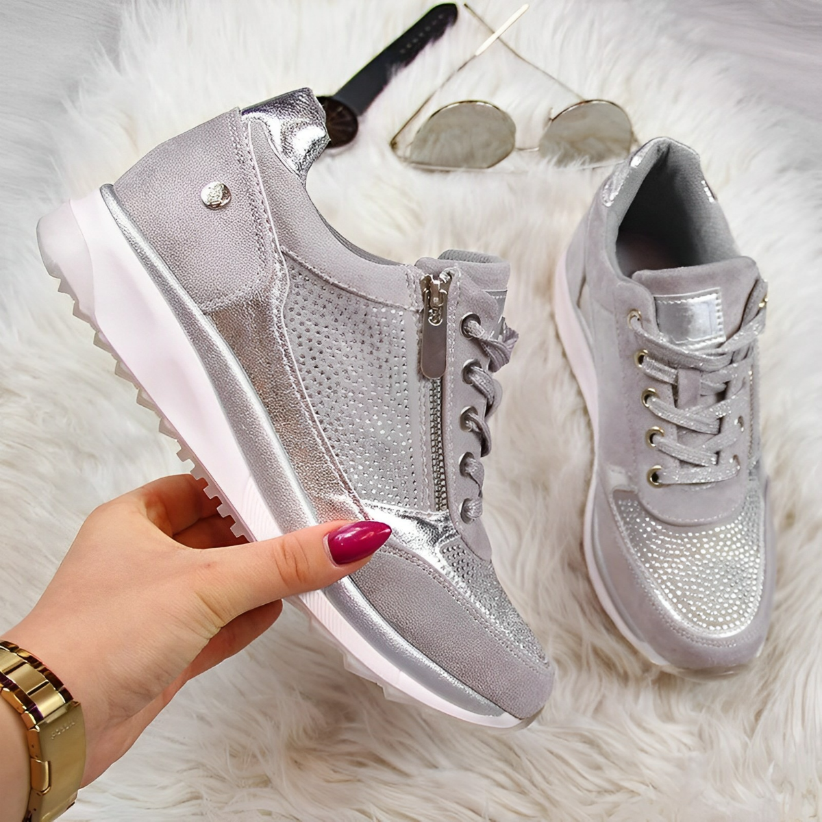 Sneakers with Zipper