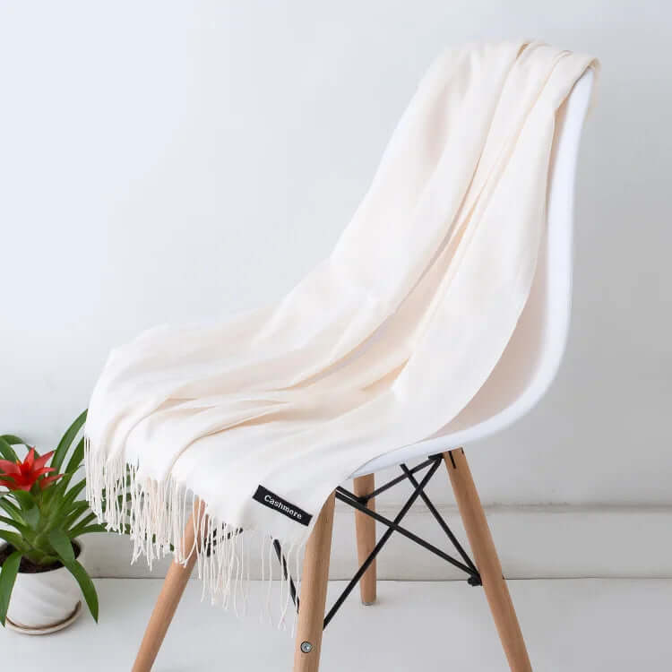 Soft and Luxurious Women's Scarf