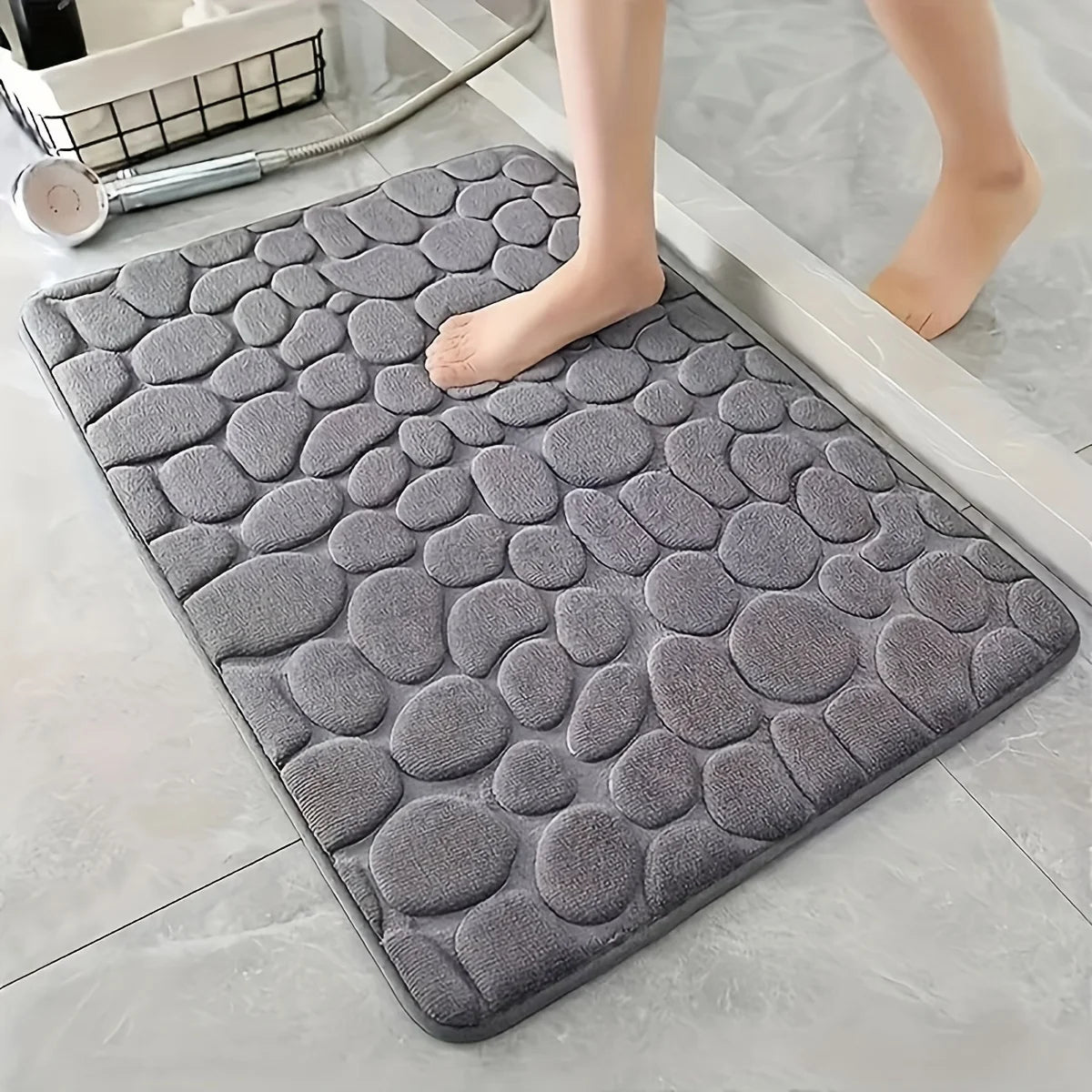 Soft Coral Velvet Non-Slip Bath Mat