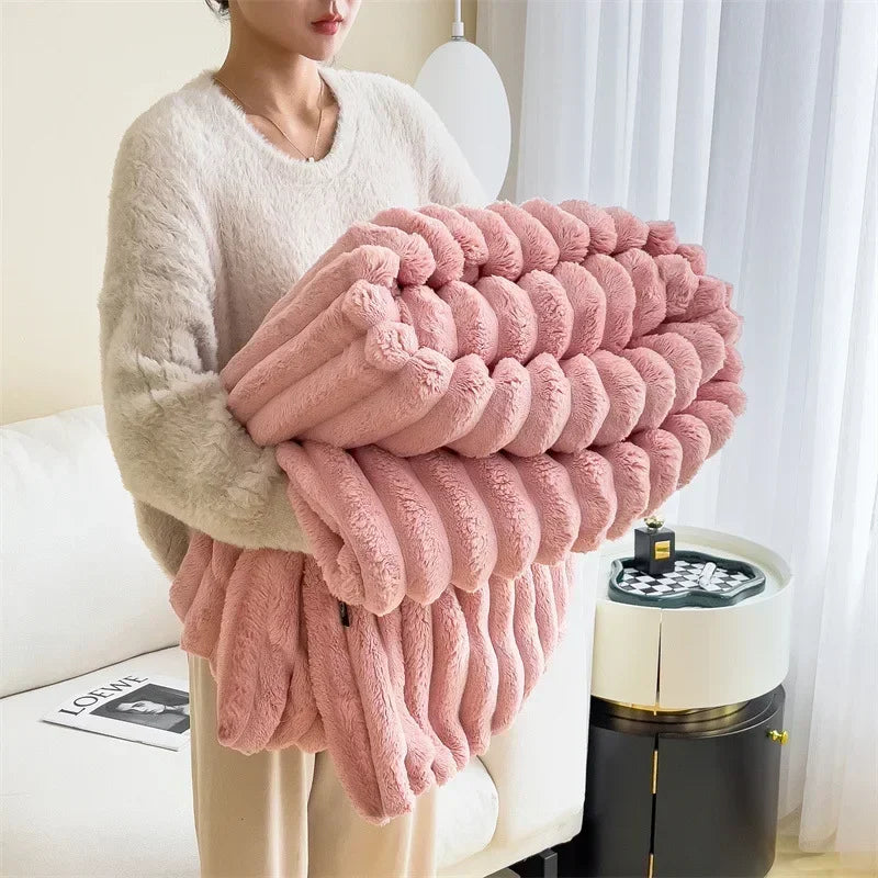 Soft Faux Shearling Throw Blanket | Fluffy & Warm