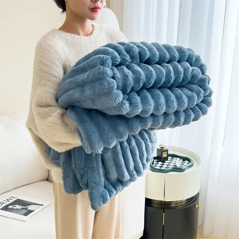 Soft Faux Shearling Throw Blanket | Fluffy & Warm