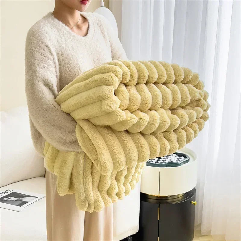Soft Faux Shearling Throw Blanket | Fluffy & Warm