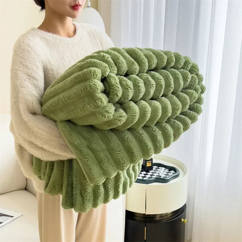 Soft Faux Shearling Throw Blanket | Fluffy & Warm