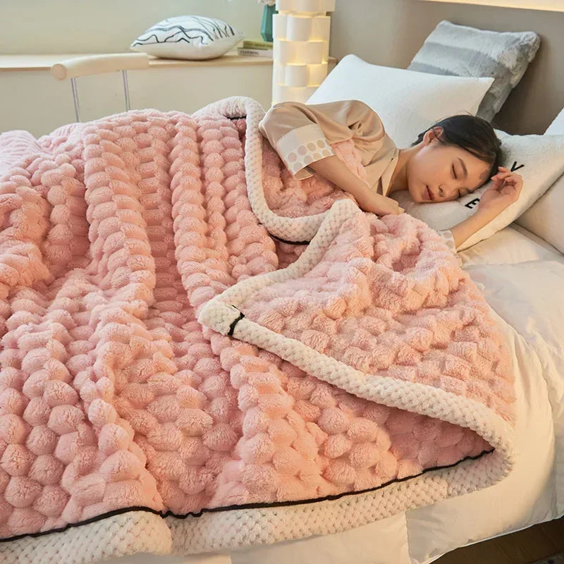 Soft Velvet Blanket – Warm and Elegant – Designed for Comfort and a Cosy Home Atmosphere