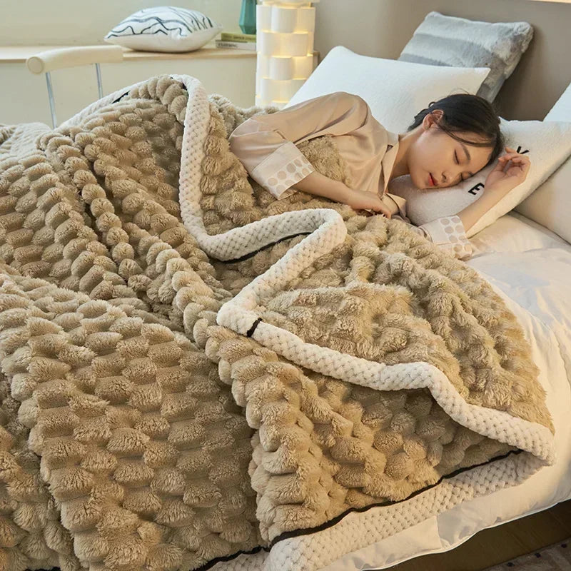Soft Velvet Blanket – Warm and Elegant – Designed for Comfort and a Cosy Home Atmosphere