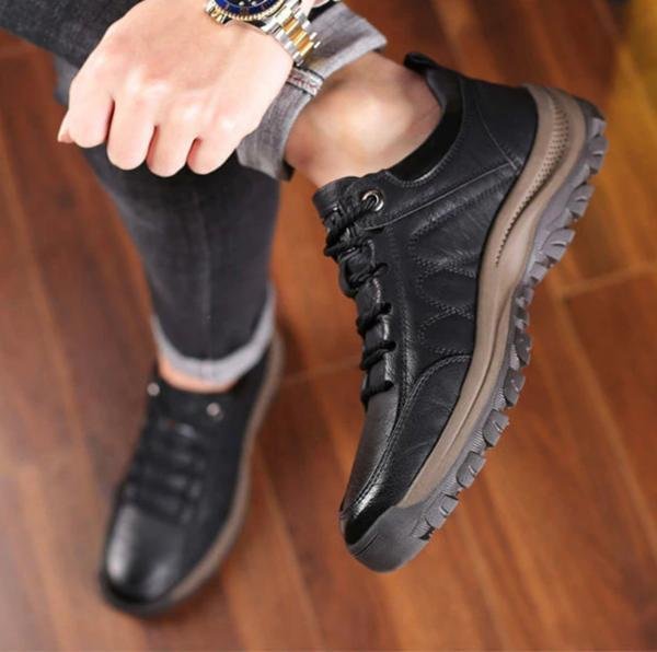 Stylish Men's Orthopaedic Shoes – Lightweight, Waterproof, and Non-Slip