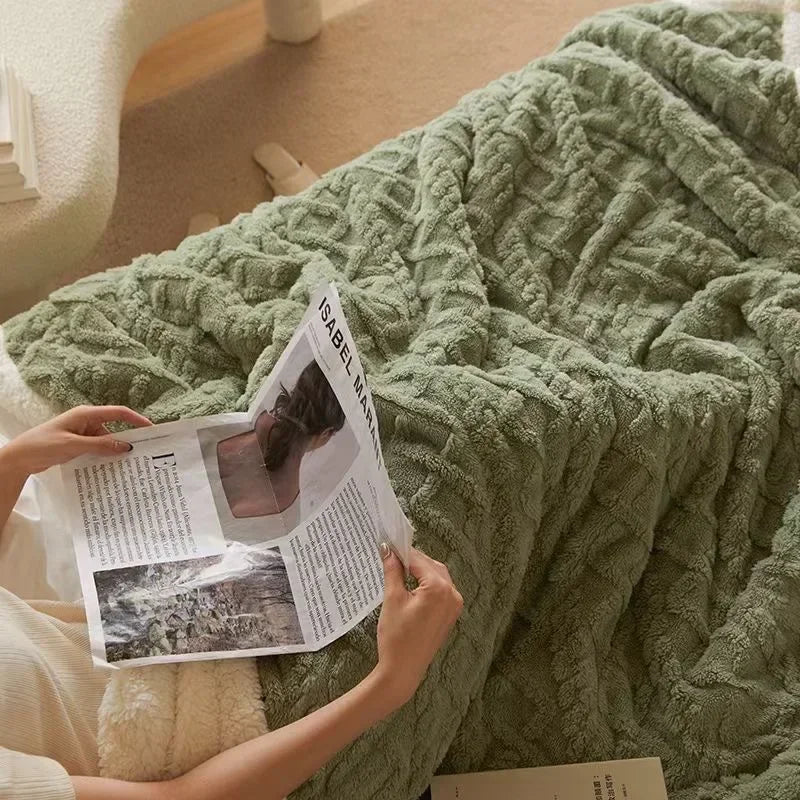 Stylish Thick Lambswool Winter Blanket with an Elegant Accent