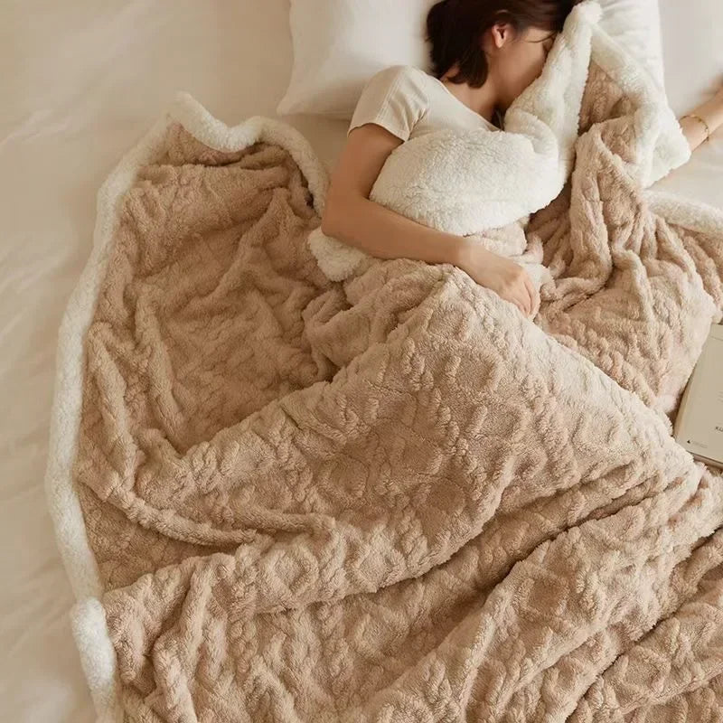 Stylish Thick Lambswool Winter Blanket with an Elegant Accent