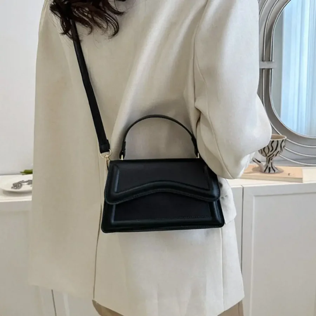 Stylish Women's Shoulder Bag