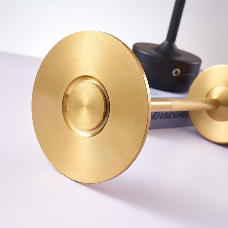 Table Lamp – Adjustable Cozy Lighting