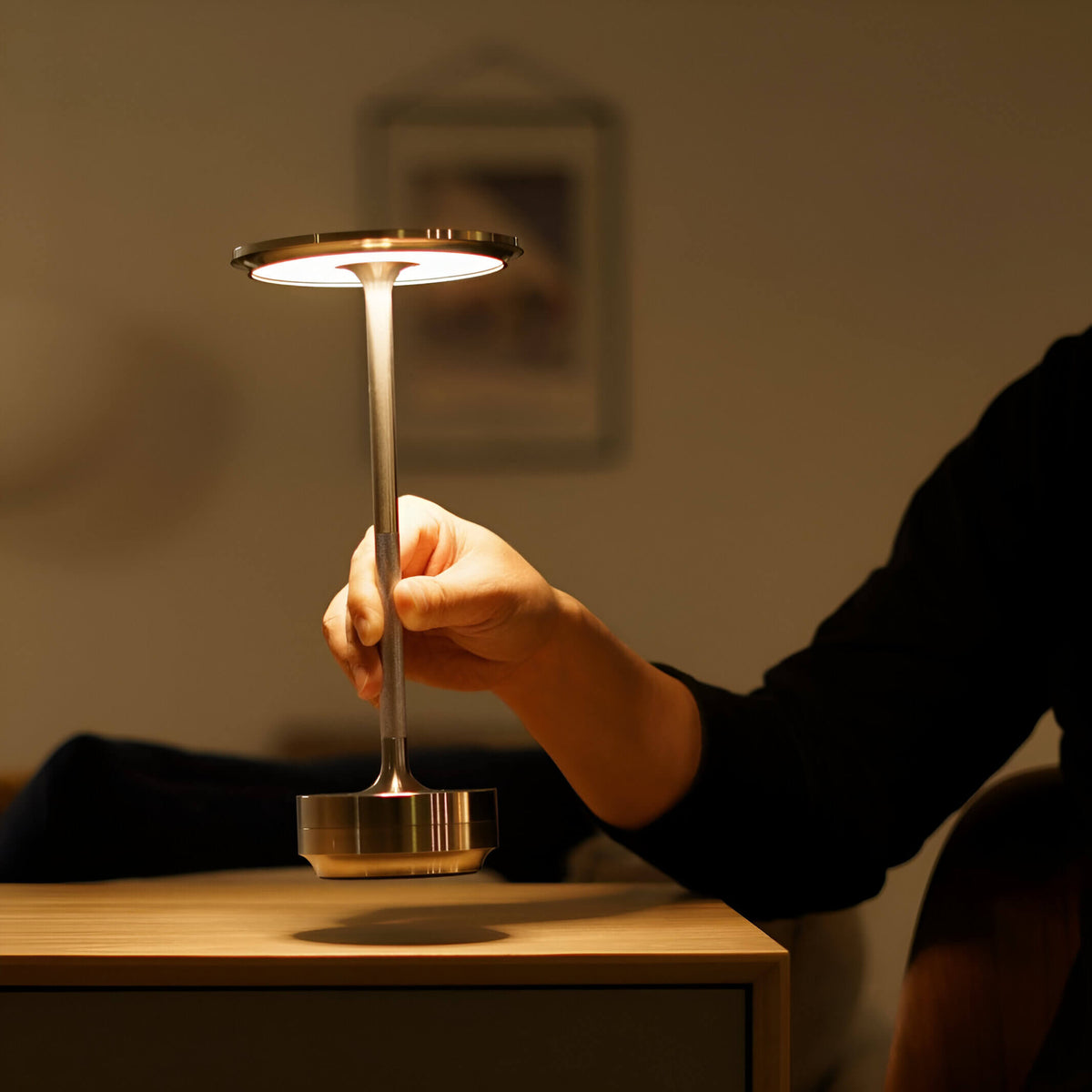 Table Lamp – Adjustable Cozy Lighting