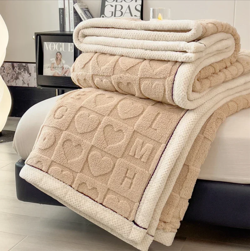 Thick Heart Fleece Blanket