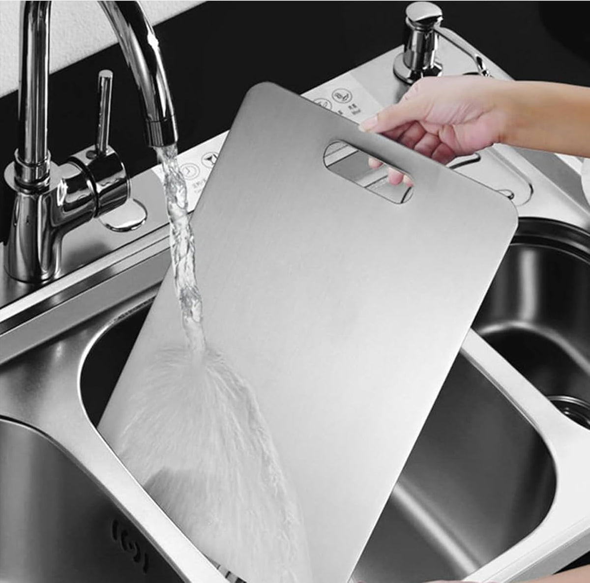 Thickened Mold-Resistant Cutting Board