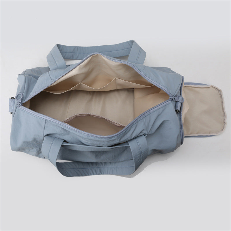 Unisex Practical and Spacious Travel Duffle Bag