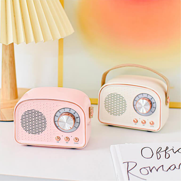 Vintage Bluetooth Speaker - Retro Sound, FM Radio