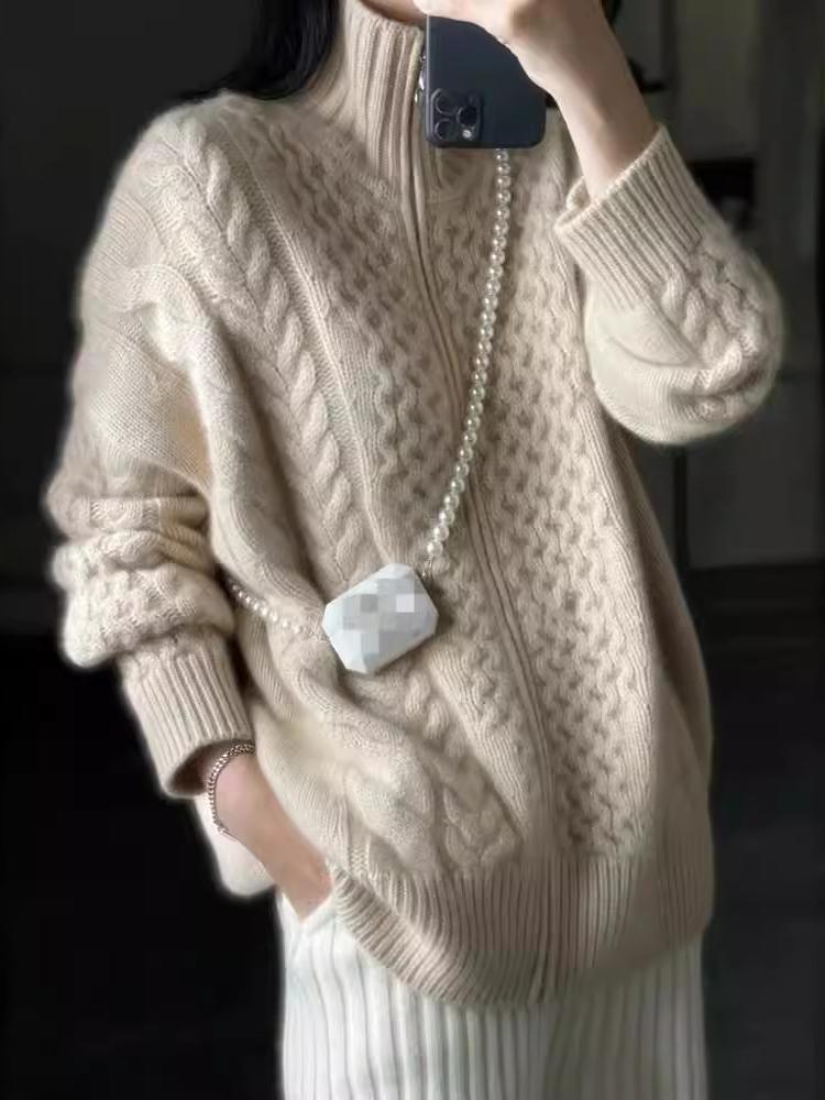 Women's Cable-Knit Zip-Up Jacket