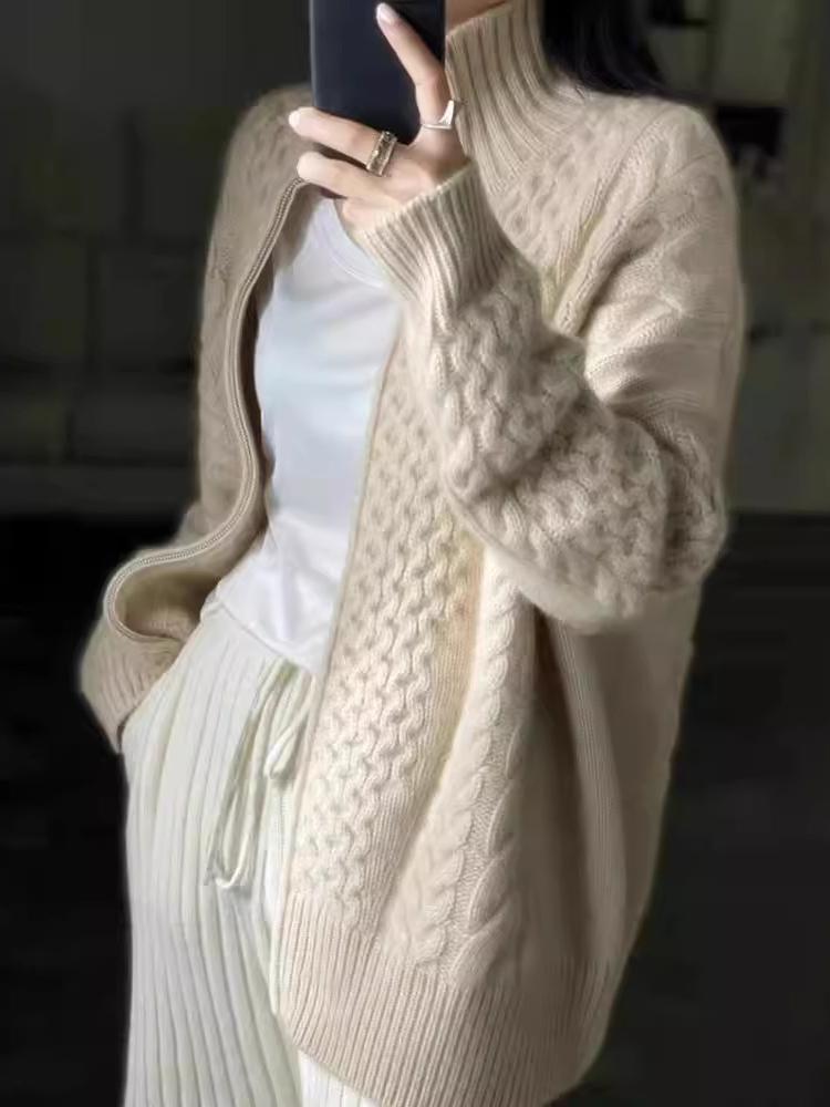 Women's Cable-Knit Zip-Up Jacket