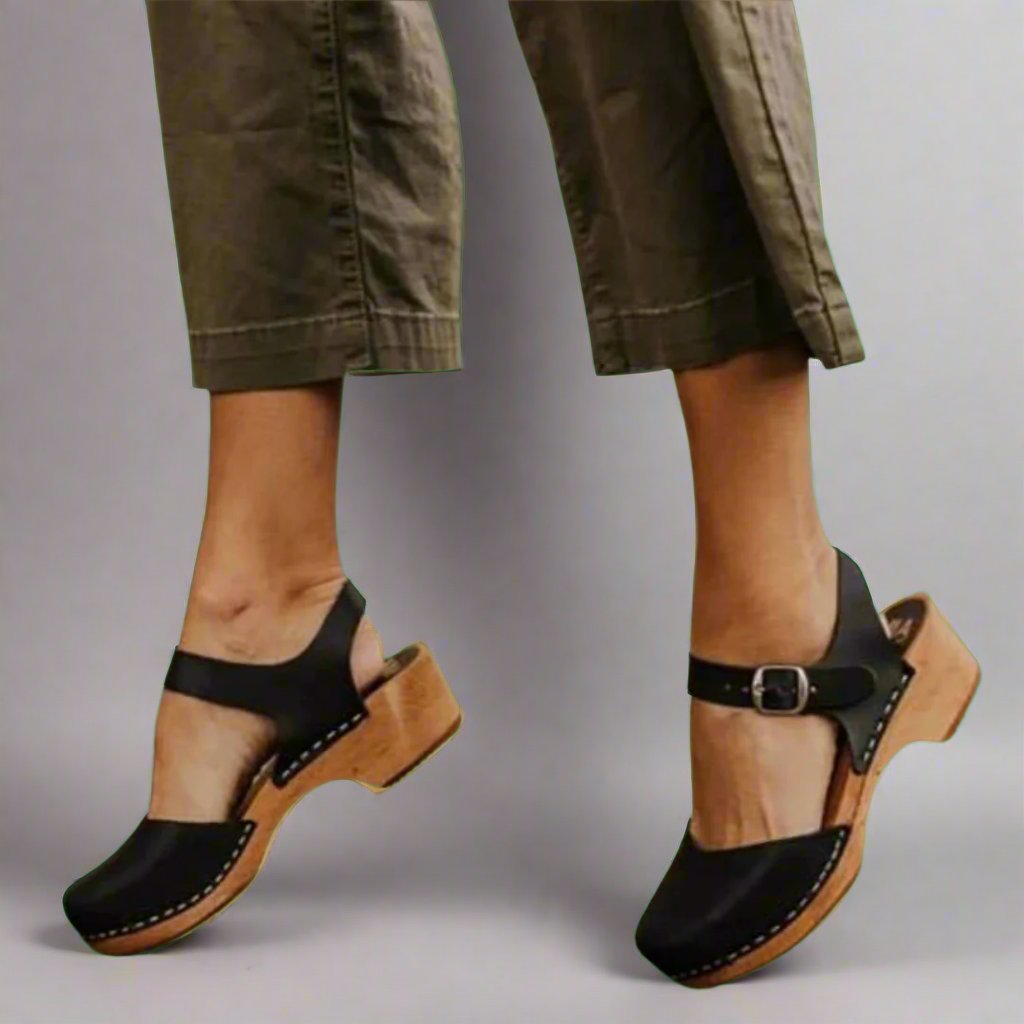 Women's Closed-Toe Platform Heeled Clogs with Ankle Strap