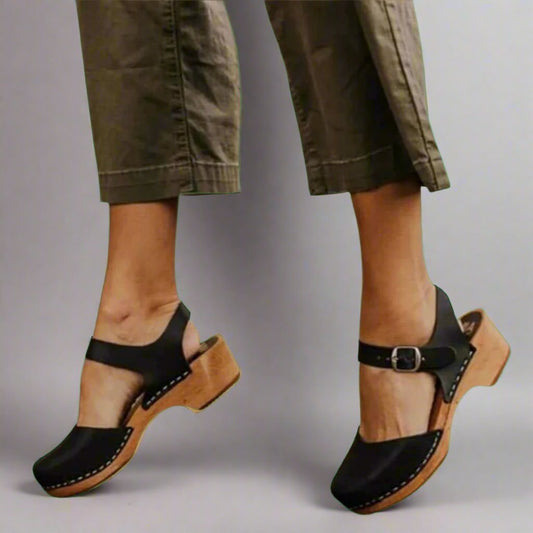 Women's Closed-Toe Platform Heeled Clogs with Ankle Strap