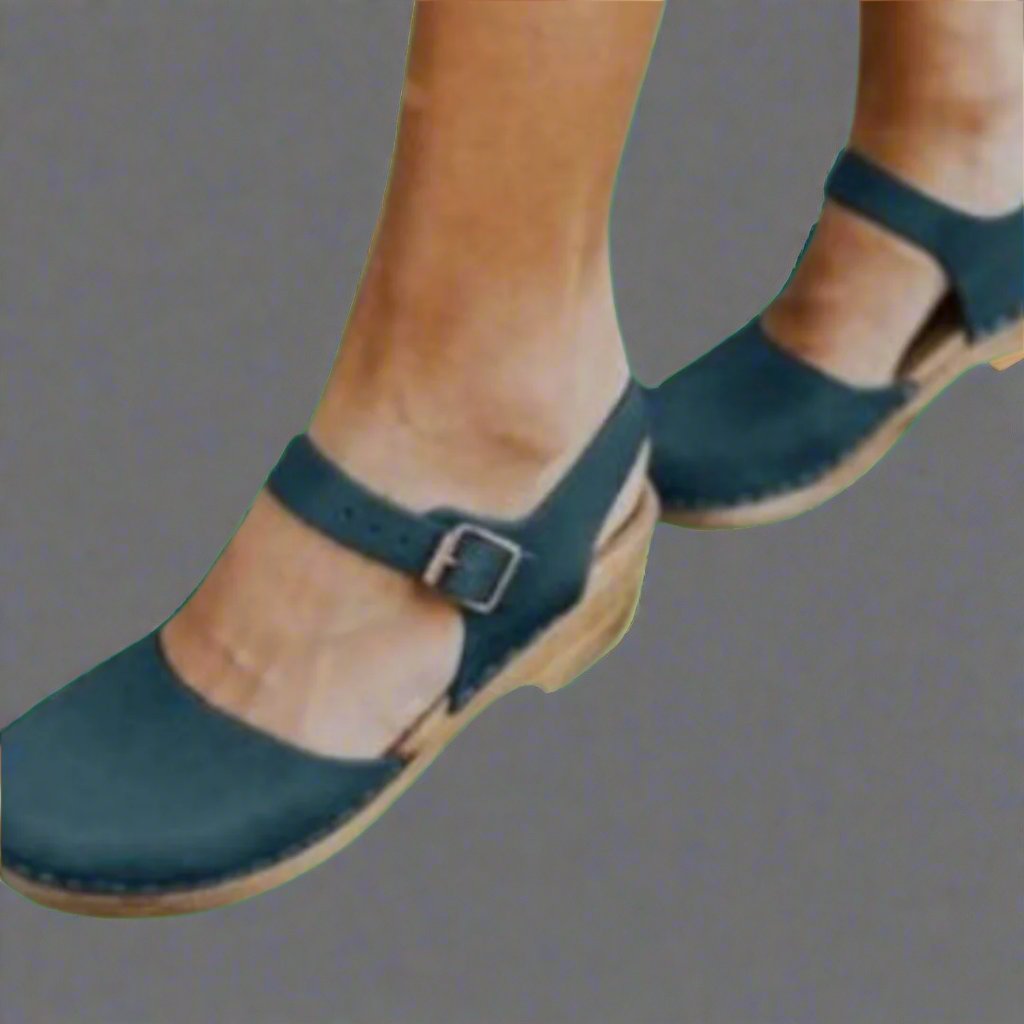 Women's Closed-Toe Platform Heeled Clogs with Ankle Strap