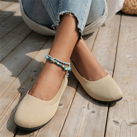 Women's Comfortable and Lightweight Slip-On Shoes with 5-Degree Toe Angle
