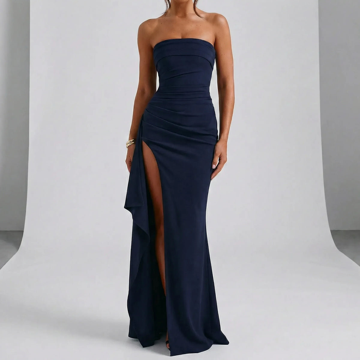 Women's Evening Dress with High Slit – Elegant and Flattering Maxi Dress
