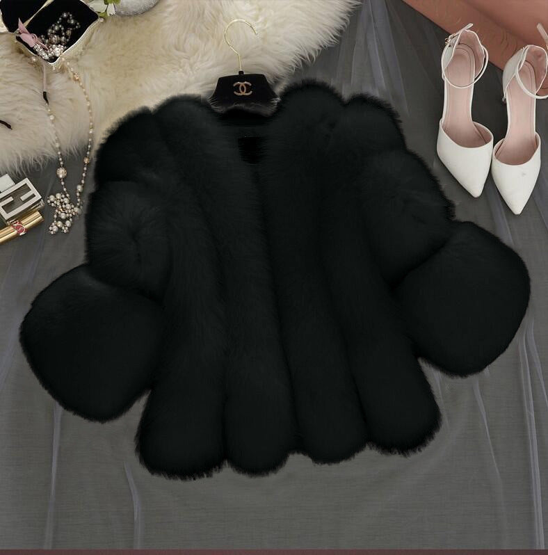 Women's Fluffy Coat with Wide-Cut Sleeves