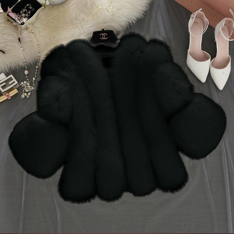 Women's Fluffy Coat with Wide-Cut Sleeves