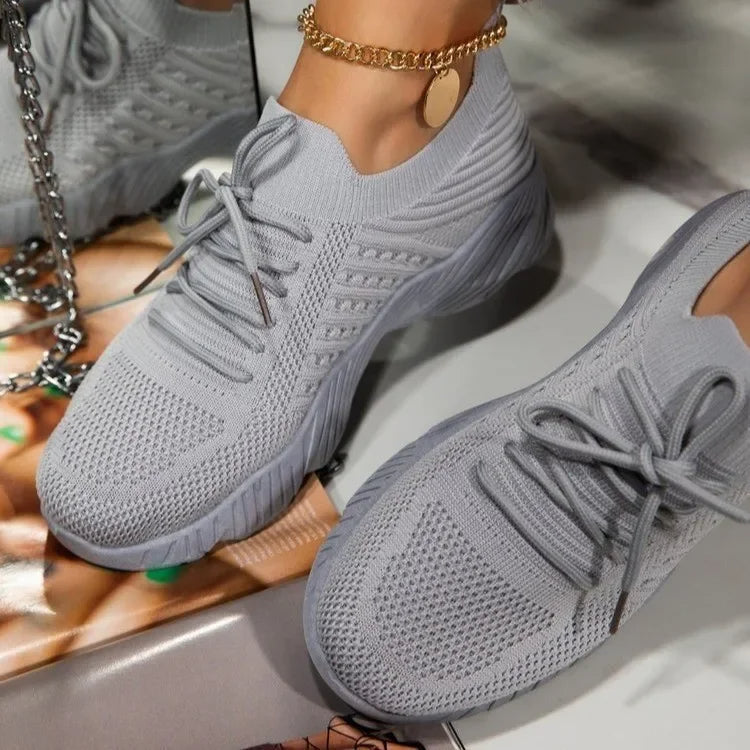 Women's Lightweight Breathable Sneakers for Everyday Comfort and Versatility