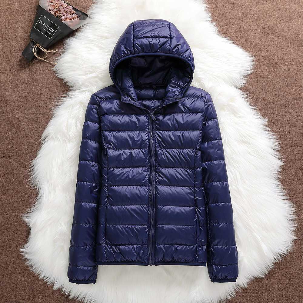 Women's Lightweight Hooded Puffer Jacket