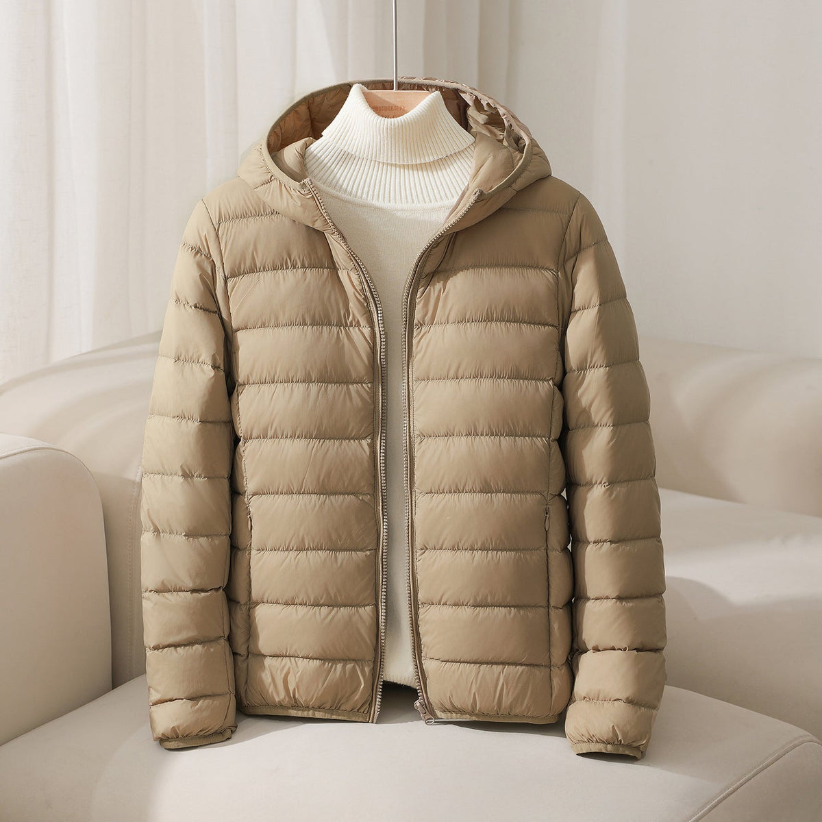 Women's Lightweight Hooded Quilted Jacket