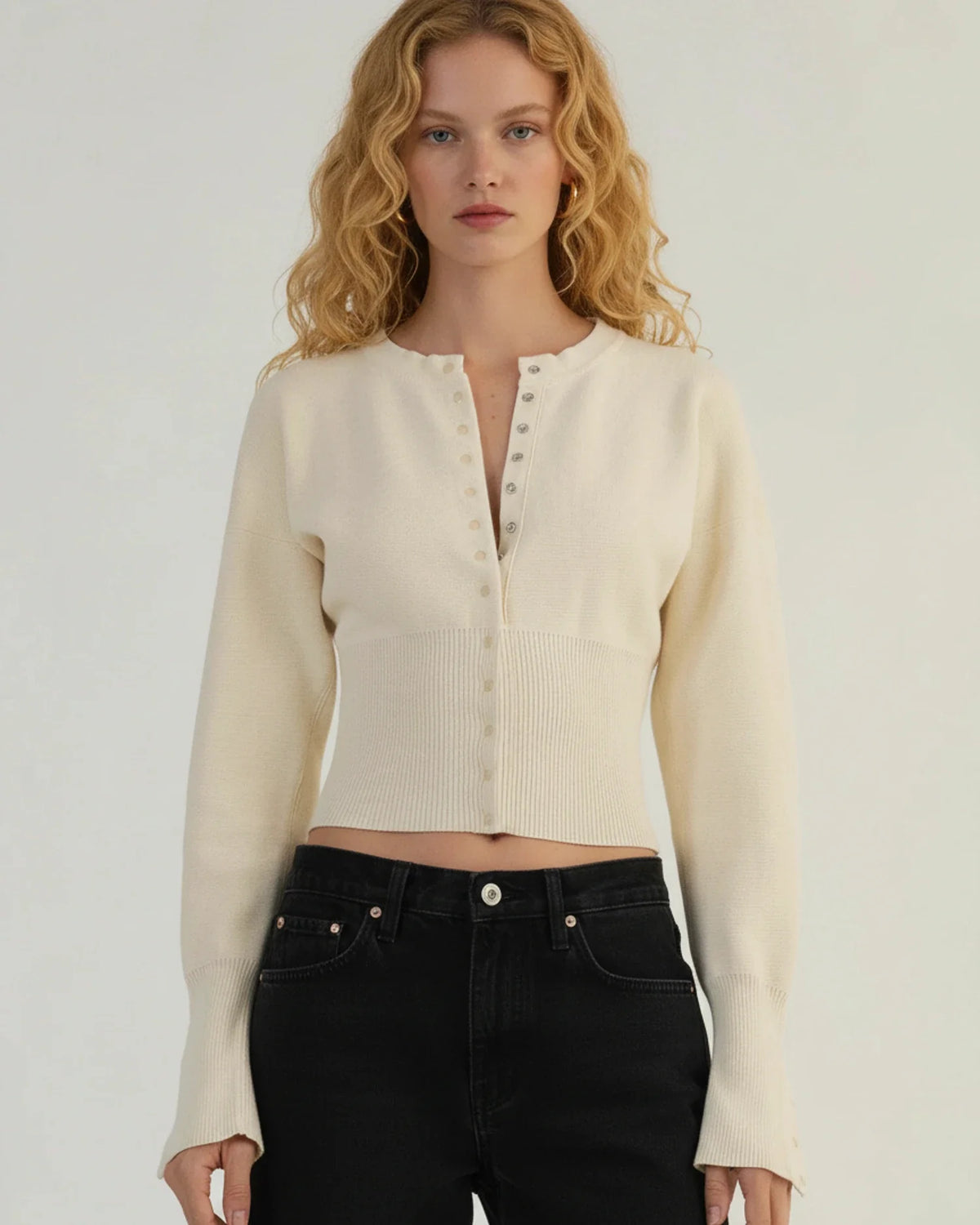 Women's Long-Sleeved Cropped Cardigan