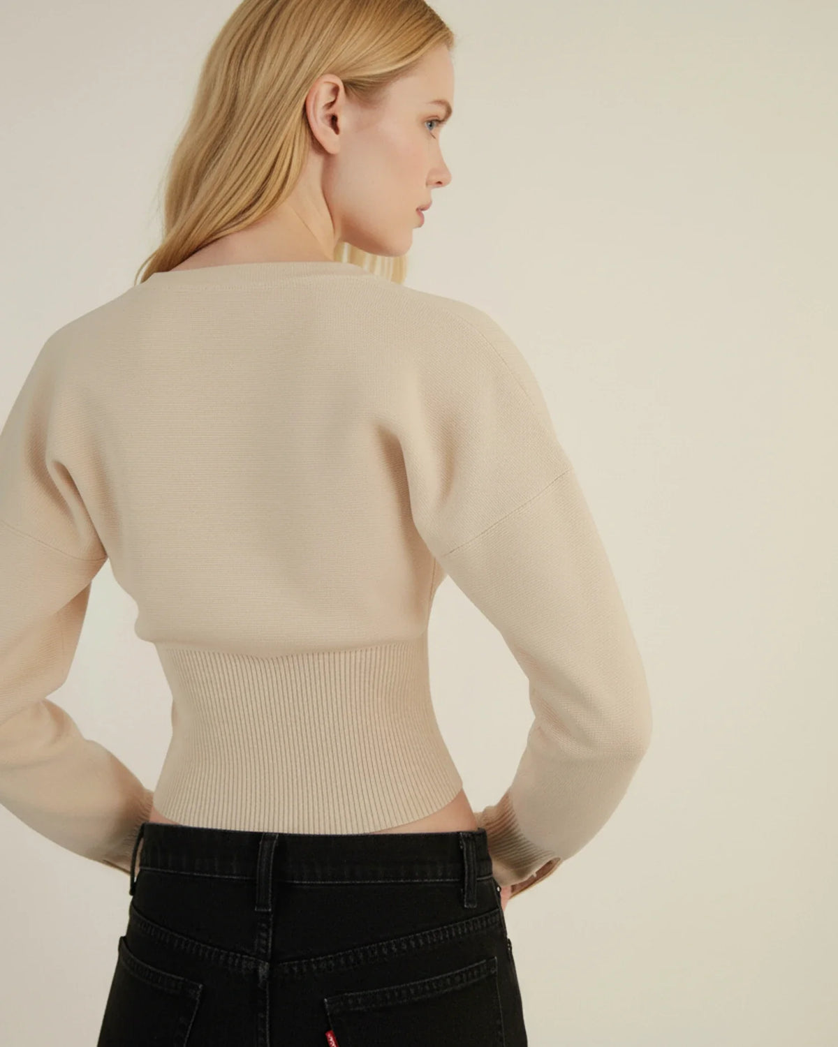 Women's Long-Sleeved Cropped Cardigan