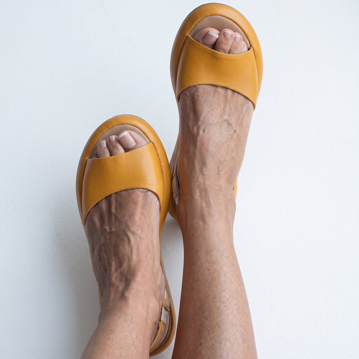 Women's Orthopedic Low-Heel Comfort Sandals