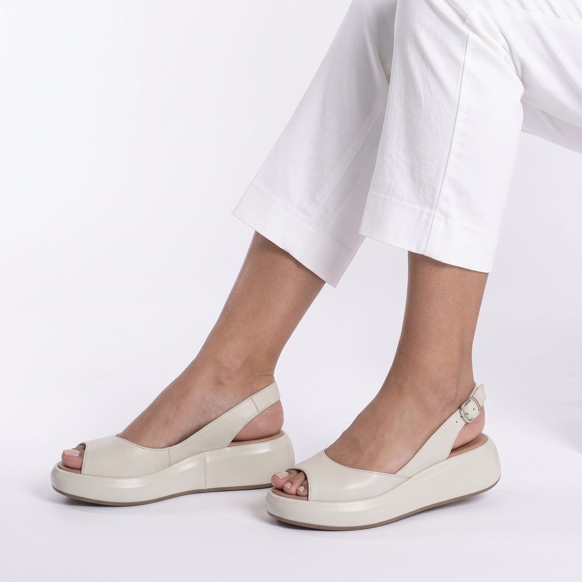 Women's Orthopedic Low-Heel Comfort Sandals