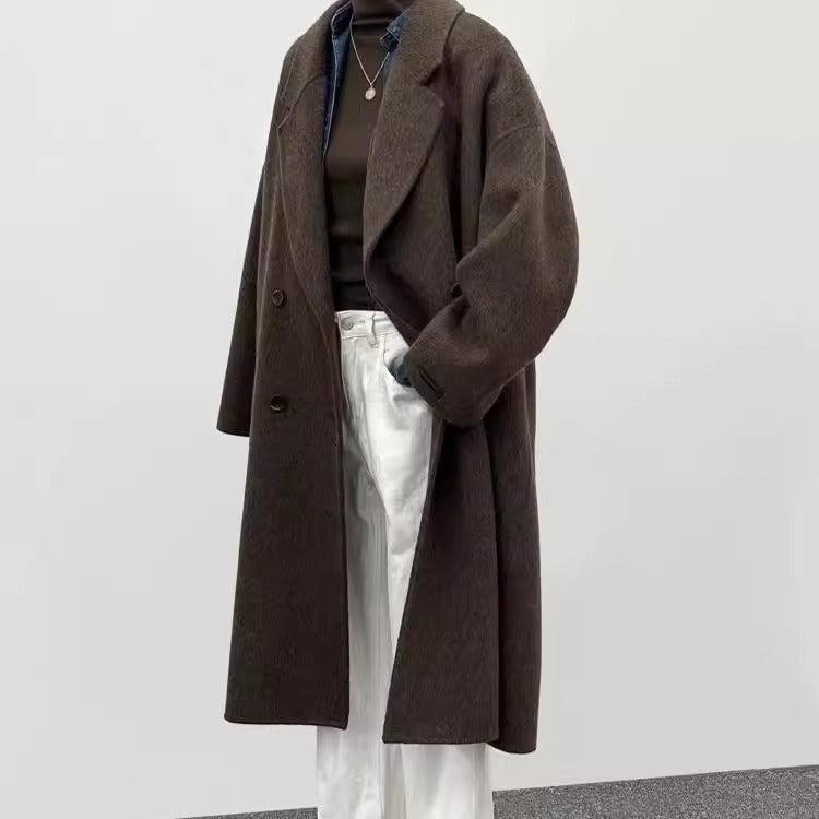 Women's Oversized Coat with Wide Lapels, Relaxed Silhouette and Pockets