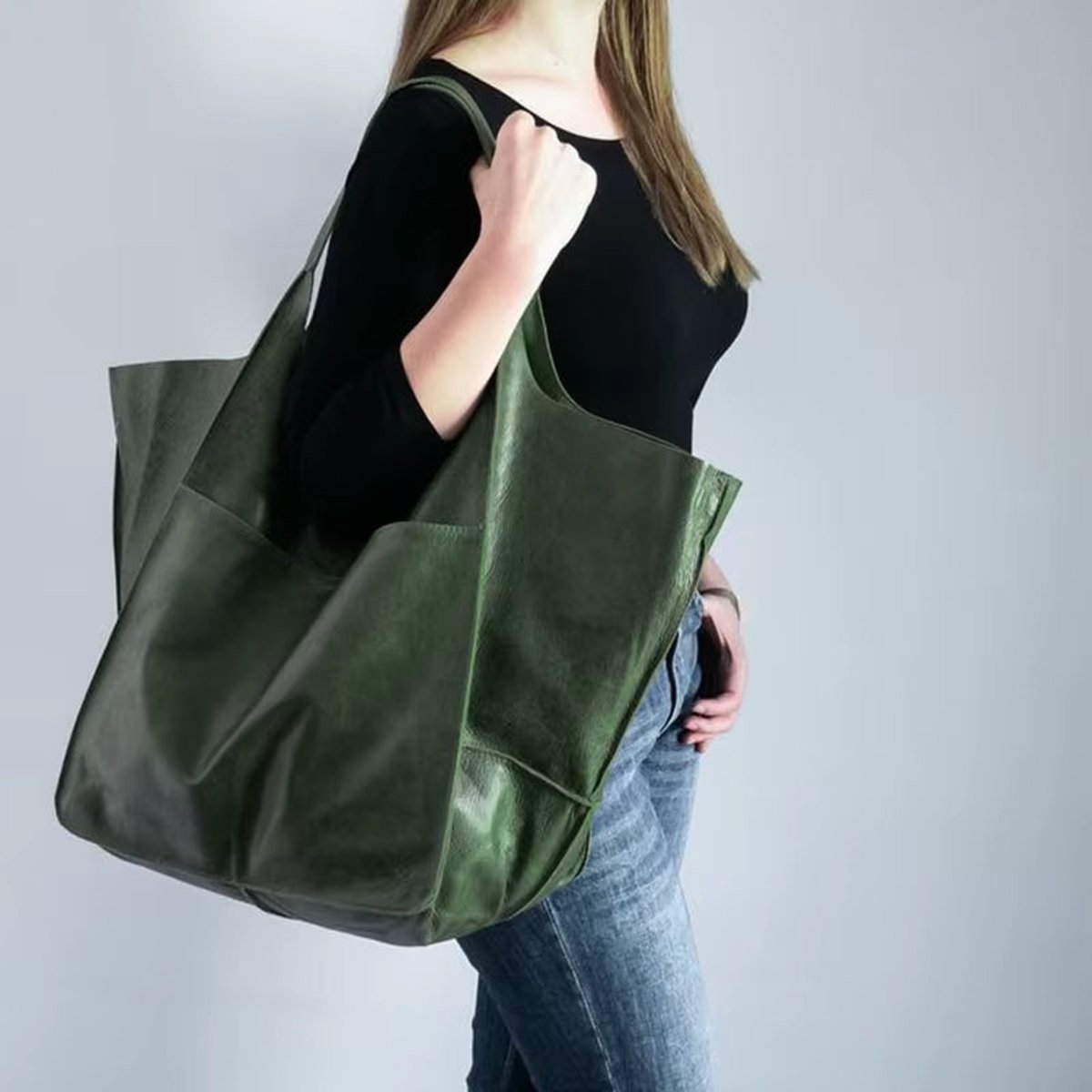 Women's Oversized Magnetic-Closure Tote Bag