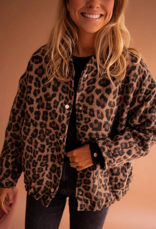 Women's Relaxed-Fit Leopard Print Jacket with Button Closure