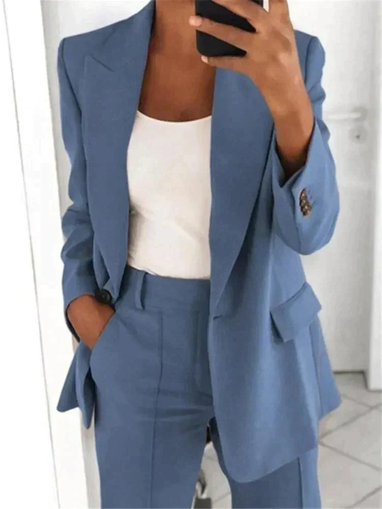 Women's Relaxed-Fit Suit Set