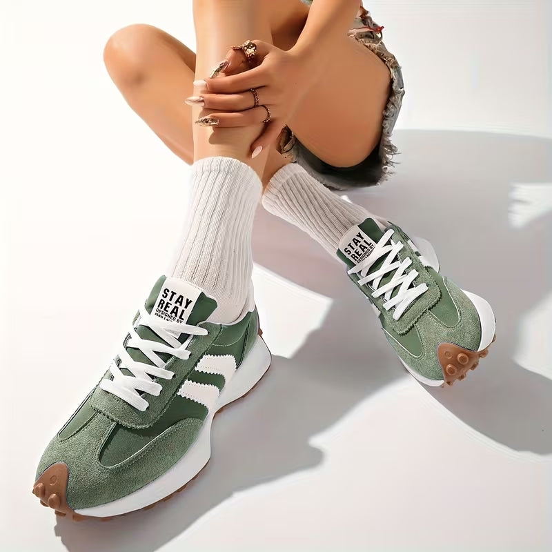 Women's Retro Lace-Up Platform Sneakers with Arch Support and Chunky Sole in White