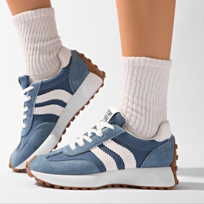 Women's Retro Lace-Up Platform Sneakers with Arch Support and Chunky Sole in White