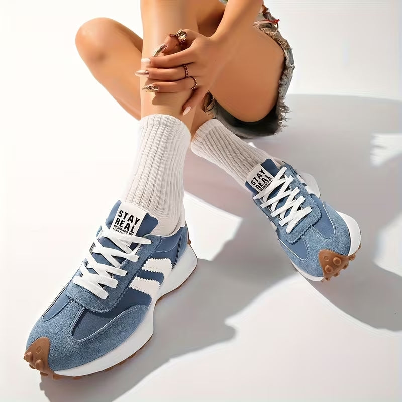 Women's Retro Lace-Up Platform Sneakers with Arch Support and Chunky Sole in White