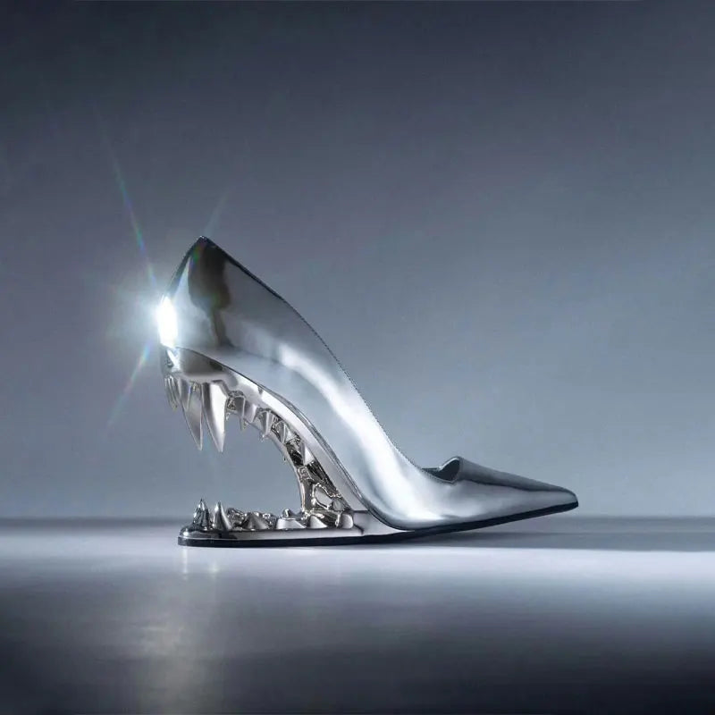 Women's Sculpted Fang Heel Pumps