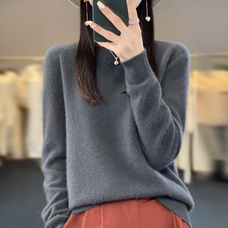 Women's Stylish, Soft and Comfortable Crewneck Sweater