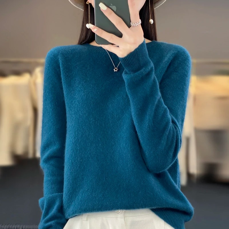 Women's Stylish, Soft and Comfortable Crewneck Sweater