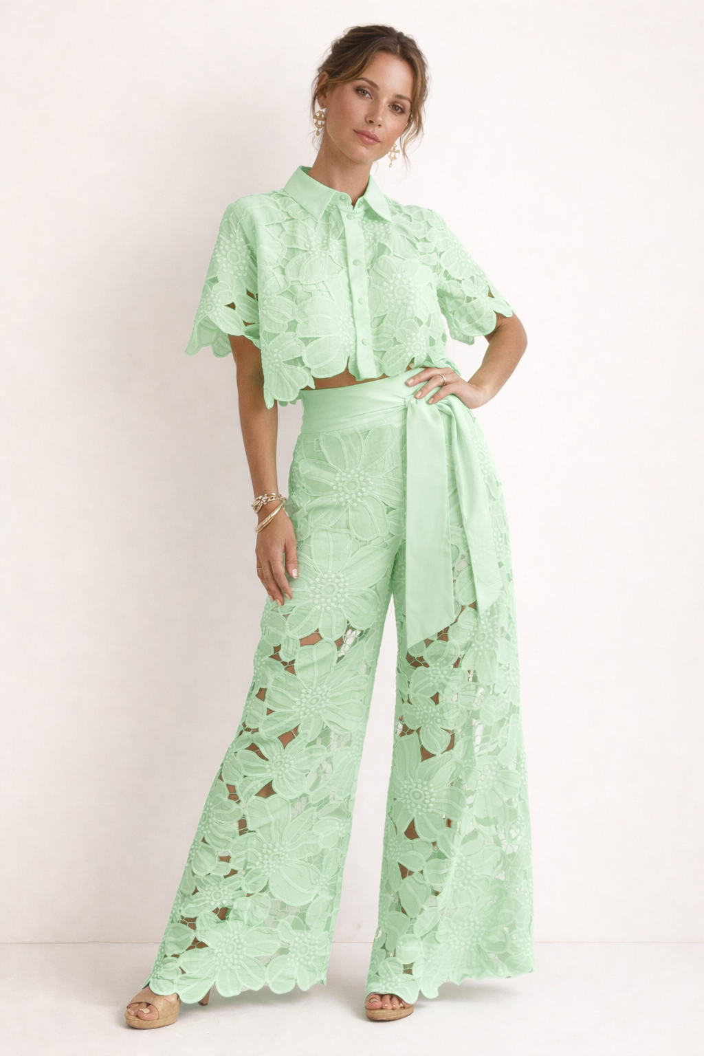 Women's Summer Blouse and Wide-Leg Pants Set with Elegant Pattern