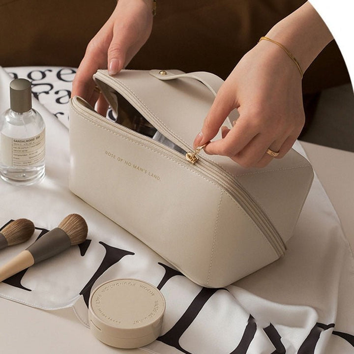 Women's Travel Makeup Organizer Bag